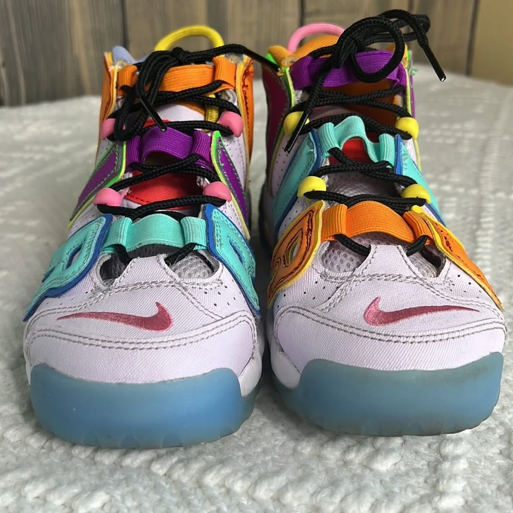 Nike Air. More uptempo multicolored sneakers 4Y
